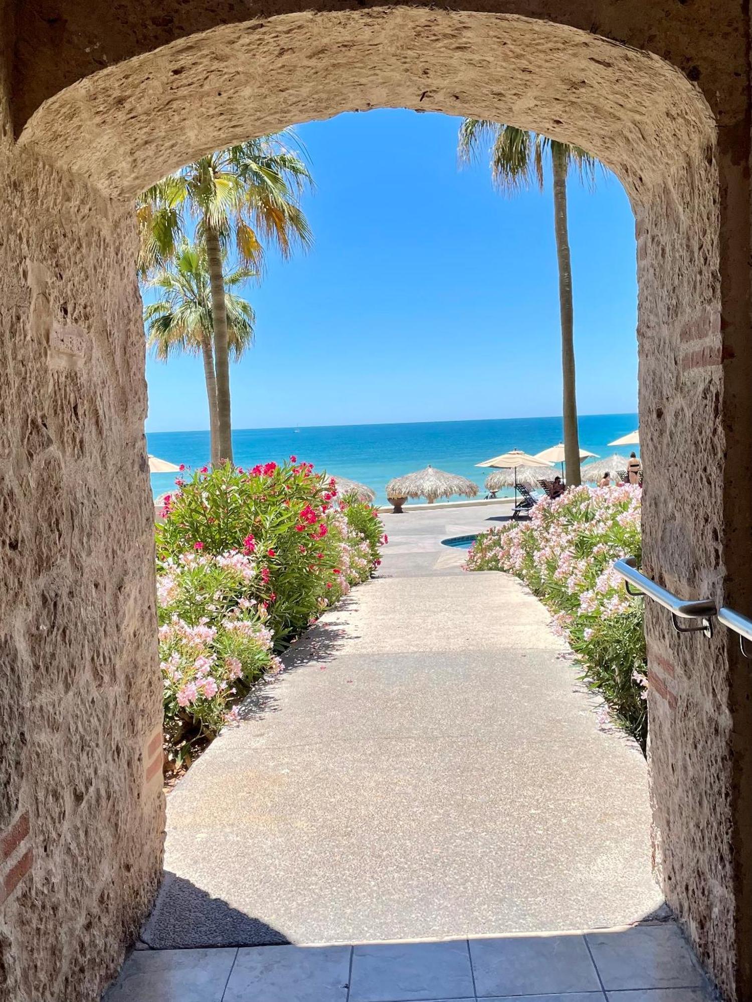Sonoran Sea Resort Beachfront Condo E203 Puerto Penasco Bagian luar foto